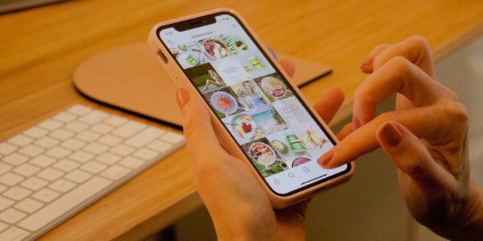 How to Share/Repost a Story on Instagram